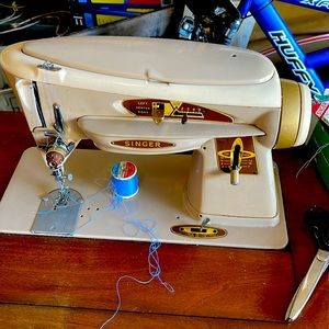 Singer sewing machine